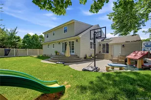 87 Laurel Dr, Massapequa Park, NY 11762 - Photo 39