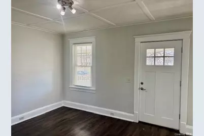7 Park Avenue, Babylon, NY 11702 - Photo 5