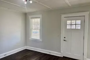 7 Park Ave, Babylon, NY 11702 - Photo 5