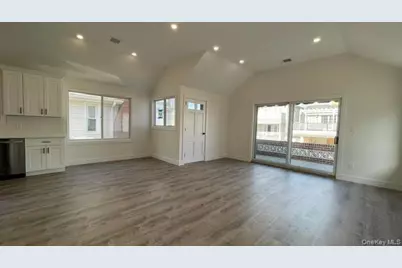 77 Connecticut Avenue, Long Beach, NY 11561 - Photo 3