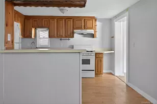 4 Riverview Ave, New Windsor, NY 12553 - Photo 7