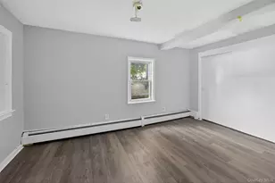 4 Riverview Ave, New Windsor, NY 12553 - Photo 9