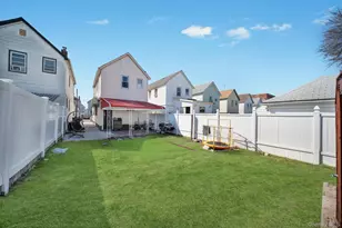93-17 214th St, Queens Village, NY 11428 - Photo 25