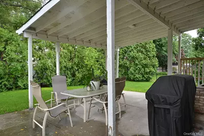 19 Fountain Road, Rocky Point, NY 11778 - Photo 31