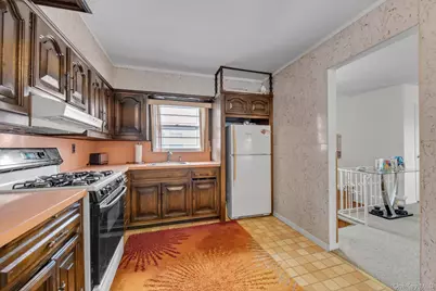 19 Gibson Boulevard, Valley Stream, NY 11581 - Photo 17
