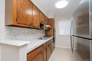 6617 10th Ave, Brooklyn, NY 11219 - Photo 25