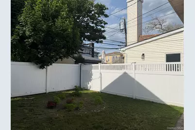 539 E Beech Street, Long Beach, NY 11561 - Photo 17