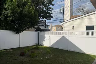 539 E Beech St, Long Beach, NY 11561 - Photo 17