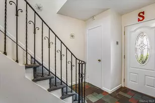 1060 Park Ave, Huntington, NY 11743 - Photo 3
