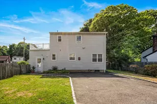 1060 Park Ave, Huntington, NY 11743 - Photo 25