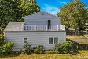 1060 Park Ave, Huntington, NY 11743 - Photo 29