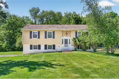 6 Keith Place, Campbell Hall, NY 10916 - Photo 1