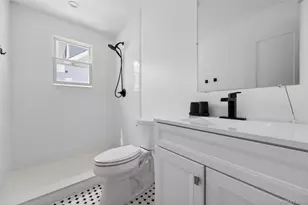 534 Riverside Ave, Massapequa, NY 11758 - Photo 13