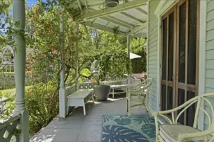 5 Spring Garden Ave, Shelter Island Heights, NY 11965 - Photo 9