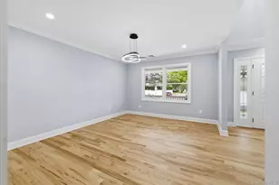 345 Christopher St, Oceanside, NY 11572 - Photo 7
