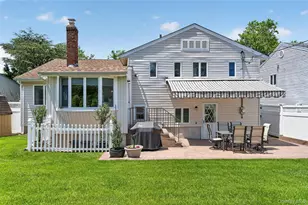 91 Myles Ave, Levittown, NY 11756 - Photo 25