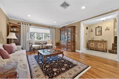 91 Myles Avenue, Levittown, NY 11756 - Photo 5