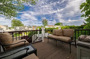 2575 Bayview Ave, Wantagh, NY 11793 - Photo 11