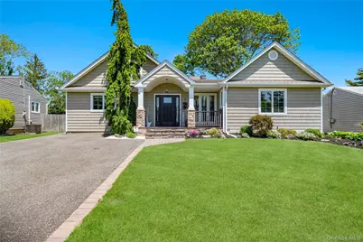8 Melony Avenue, Plainview, NY 11803 - Photo 1