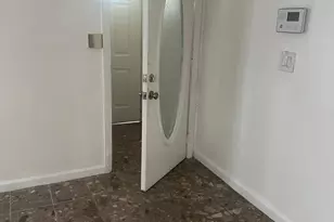 8-27 Hartman Ln, Far Rockaway, NY 11691 - Photo 5