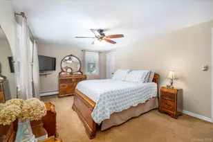 124 Peterhoff Ave, Malverne, NY 11565 - Photo 15