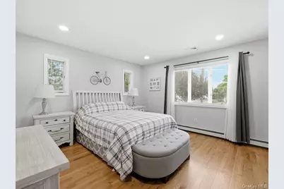 123 Meroke Lane, East Islip, NY 11730 - Photo 7