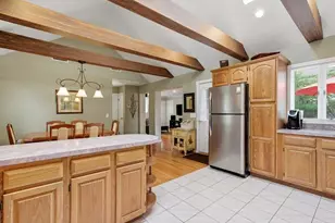 123 Meroke Ln, East Islip, NY 11730 - Photo 23