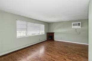 4 Patricia Ct, Bethpage, NY 11714 - Photo 5