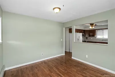 4 Patricia Court, Bethpage, NY 11714 - Photo 9