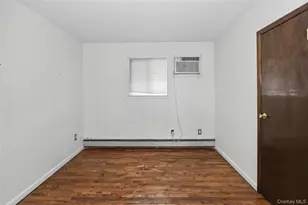 4 Patricia Ct, Bethpage, NY 11714 - Photo 17