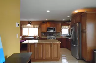 3-06 Seagirt Ave, Far Rockaway, NY 11691 - Photo 19