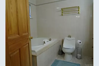 306 Seagirt Avenue, Far Rockaway, NY 11691 - Photo 29