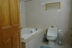 3-06 Seagirt Ave, Far Rockaway, NY 11691 - Photo 29