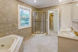1566 Pebble Ln, Hewlett, NY 11557 - Photo 31