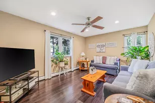 74A Hilltop Dr, Smithtown, NY 11787 - Photo 37