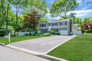 74A Hilltop Dr, Smithtown, NY 11787 - Photo 5