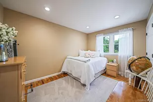 74A Hilltop Dr, Smithtown, NY 11787 - Photo 35
