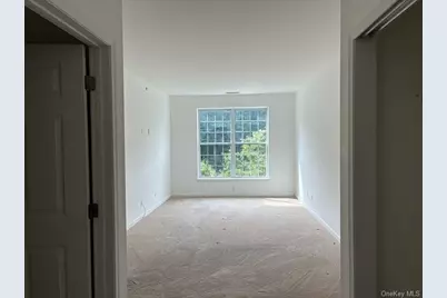 1115 Saratoga Lane, Fishkill, NY 12524 - Photo 15