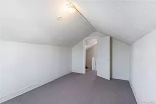 24 Huntington Ave, Lynbrook, NY 11563 - Photo 19