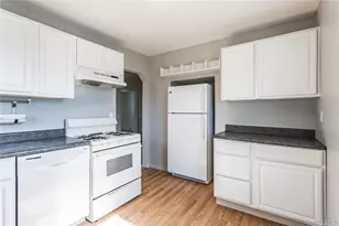 24 Huntington Ave, Lynbrook, NY 11563 - Photo 15