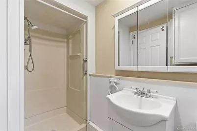 37 McKay Road, Huntington Station, NY 11746 - Photo 29