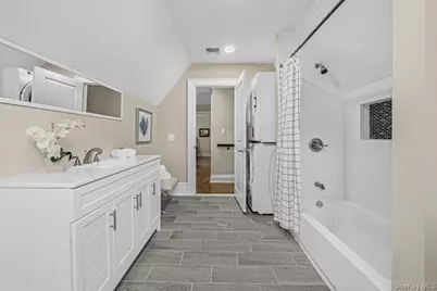 10 Harby Drive, Huntington, NY 11743 - Photo 27