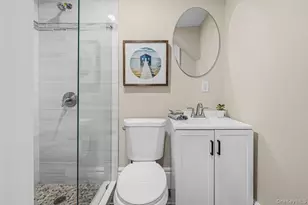 10 Harby Dr, Huntington, NY 11743 - Photo 19