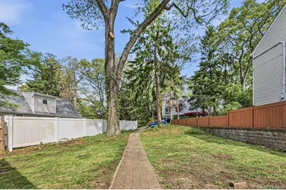 10 Harby Drive, Huntington, NY 11743 - Photo 5