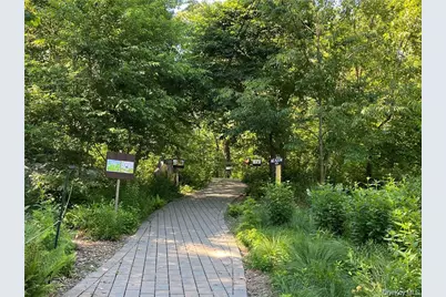 500 Central Park Avenue #323, Scarsdale, NY 10583 - Photo 3