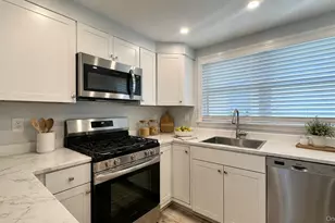 11 Tooker Ave, Oyster Bay, NY 11771 - Photo 7