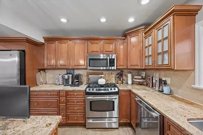 1231 Lydig Avenue, Bronx, NY 10461 - Photo 11