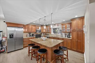 1231 Lydig Ave, Bronx, NY 10461 - Photo 9