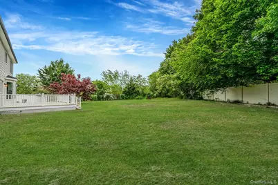 189 Southfield Road, Calverton, NY 11933 - Photo 45