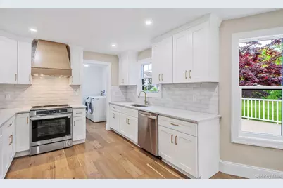 189 Southfield Road, Calverton, NY 11933 - Photo 5